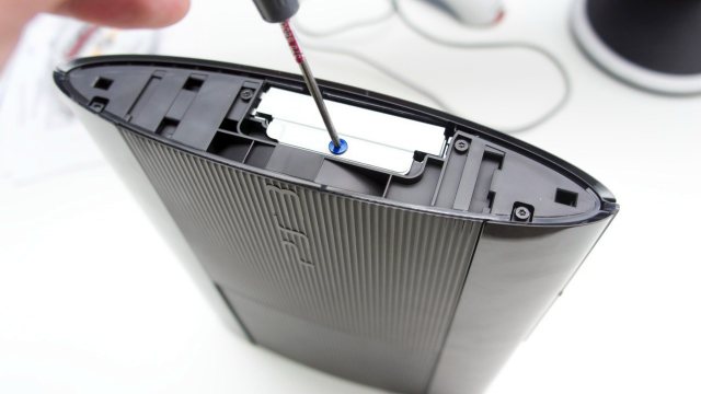 Лоток жесткого диска на PlayStation 3 Super Slim